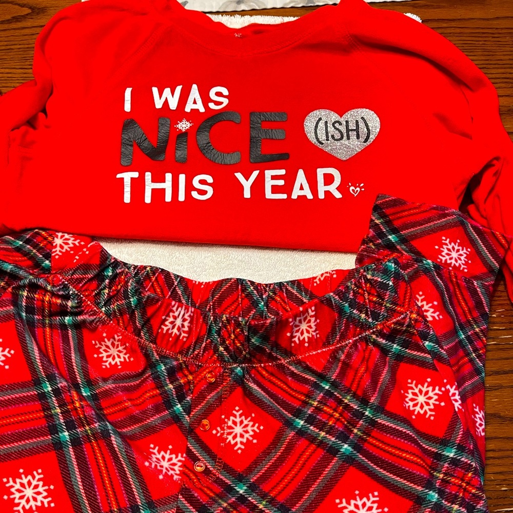 Justice PJ Set(Long sleeve/pant Flannel Set). Size Girls (12)